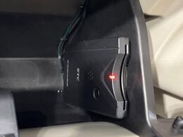 【ETC】高速道路の料金所をストレスなく通過！話題のスポットやサービスエリアに多い「スマートIC」利用時は必須のアイテムです。当店でセットアップを実施、ご納車当日からすぐにご利用いただけます！