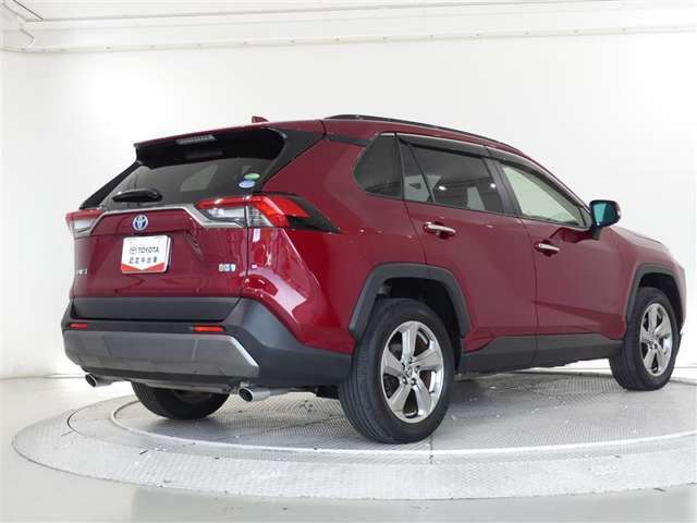 様々なライフスタイルにマッチしたカーライフの可能性を広げるSUV。走破性の良さが魅力ですよね。
