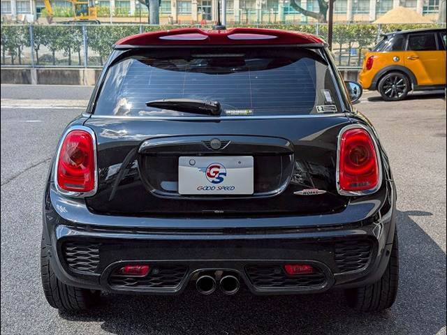 業界初のローン低金利・頭金0円から最大120回のお支払が可能なオートローンもご用意しております。全てのMINIにご利用できます。是非スタッフにご相談ください。