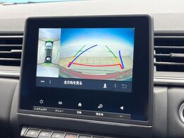 ●ガイドライン付きバックカメラ：不安な駐車もこれで安心！ガイドライン付きなので狭い箇所での駐車もラクラクです！
