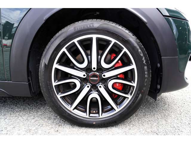 弊社では認証工場取得の為「記録簿発行」を行っております！ご納車時お客様へはどの作業を実施したかを明確にお伝えをさせて頂きまして安心のご納車でお客様へご対応をさせて頂いております！