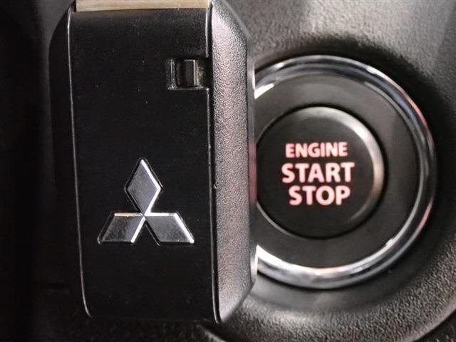 【両側電動スライドドア・e-Assist・障害物センサー・全方位カメラ・シートヒーター・LEDヘッドライト・スマートキー・純正AW】純正メモリーナビ・DVD再生Bluetooth・ETC・ドライブレコーダー