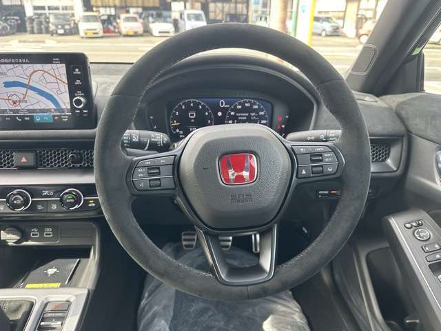 ★修復歴車一切ありません！それどころか、弊社の仕入在庫につきましては、フェンダー、ボンネット、ドアパネル等の交換歴、修理歴のある車両は基本的に仕入れを行いませんので高品質な車両のみ在庫で揃えています！