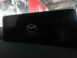 10.25インチの大画面センターディスプレイを装備！フルセグTV視聴、Bluetooth接続・アップルカープレイやアンドロイドオートにも対応しています。