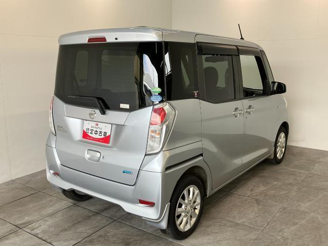 お客様にぴったりなおクルマをお選びいただけますように様々な展示車をご用意致しております！ダイハツの軽自動車だけではなく、他メーカー車やコンパクトカー・ミニバンなども数多く取り揃えております！