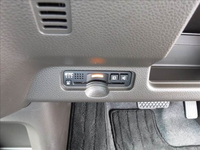 4WD☆純正ナビフルセグ☆Bluetooth☆Bカメラ☆ビルトインETC☆前後ドラレコ☆USB電源☆LEDヘッドライト☆前席シートヒーター☆クリアランスソナー☆ホンダセシング☆禁煙車★試乗予約承り中★
