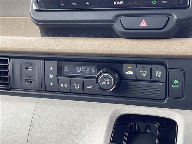 【　オートエアコン　】車内温度を感知して自動で温度調整をしてくれるのでいつでも快適な車内空間を創り上げます！