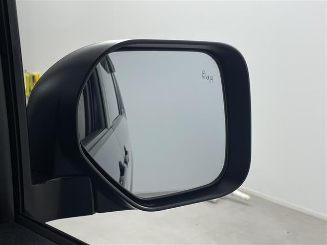 【ドアミラー】『外装：ドアミラー周辺』の画像になります。写真の内容に関してご不明点、ご質問等がございましたらお気軽にガリバー店舗までお問い合わせください。