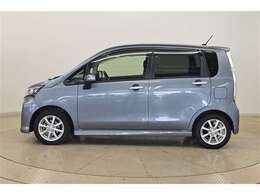 点検、整備、車検、当社の整備工場で責任もって承ります！ご購入後から末永くカーライフをサポートさせて頂きます。安心のトヨタディーラーのサービス工場にお任せ下さい。