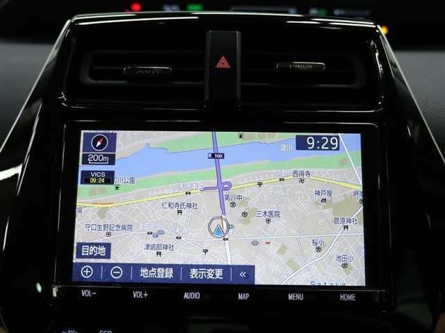 嬉しい大画面ナビ