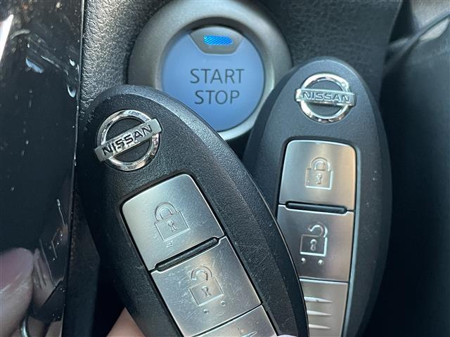 【スマートキー（エンジンスタートストップスイッチ）】スマートキー（電子キー）を持っていれば、スイッチを押すだけでエンジンをかけることができます！