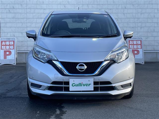 外装です！写真では実際の色味と違って見えたり、小さな傷が写らないこともあります。ぜひ当店にて現車をご確認ください！