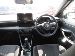 見通しのよいすっきりとした視界で、誰でも運転しやすいです。運転のしやすさは疲れにくさにも繋がりますよ♪