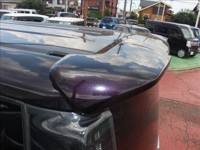 ナカジマではお車ご購入時に 安心整備点検を別途料金にて受け賜っております。ベテラン整備士が1台づつ丁寧に装備の機能点検 及び消耗品の交換や汚れ・残量のチェック点検をさせて頂きます！