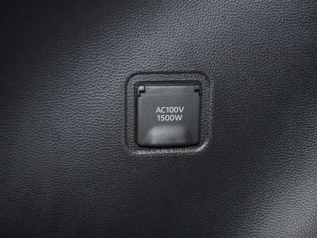 1500Wまで使えるAC100Vコンセント