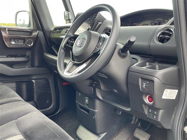 店頭在庫以外にも全国約4万台※の在庫から、ぴったりな1台をご提案します！※2023年10月現在の在庫台数です。売約済の可能性があります。