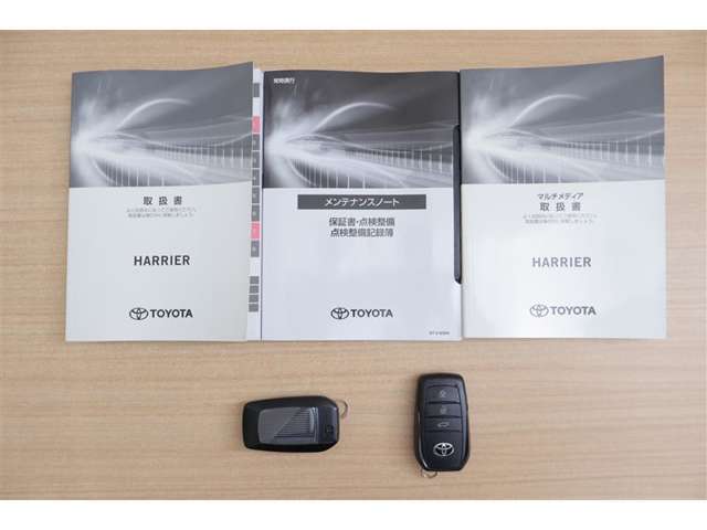 取扱説明書、メンテナンスノート完備。スマートキーは2個となります♪