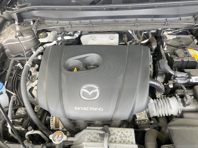 親切・丁寧な専門メカニックスタッフが応対！・車検・点検整備・事故等の修理などアフターサービスも安心。お車のカスタマイズもネクステージのサービススタッフまでご相談ください！