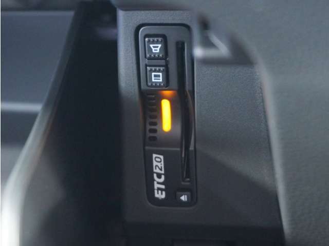 今や必需品の◆ETC2.0車載器　装備車◆　有料道路を利用する際にスムースに通過でき、わずらわしい料金支払いから開放されます！