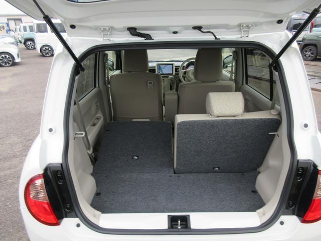 シートアレンジもこの通り！今のお車はあなた様のスタイルに順応できるよう作られていますよ！あなたのスタイルにピッタリのポジションを見つけてください！