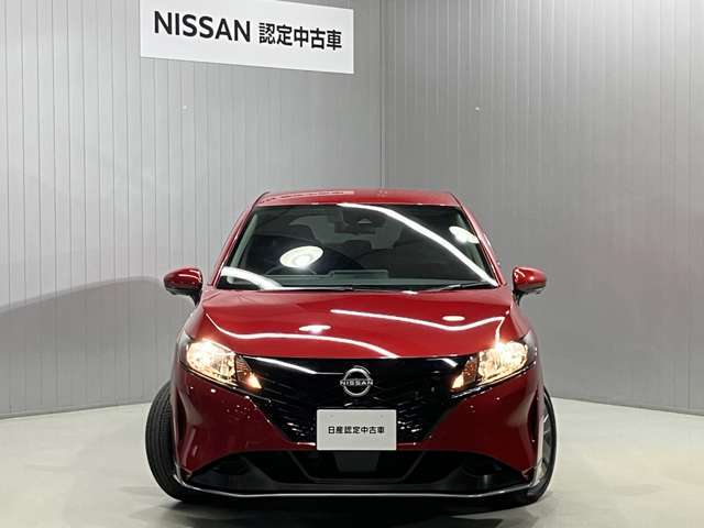 フロントガラスに撥水コーティングしませんか？独自のコーティング技術と専用撥水ワイパーで高い撥水効果を持続します。コーティング後は雨粒が水玉となってはじけ飛び、良好な視界を確保できます♪