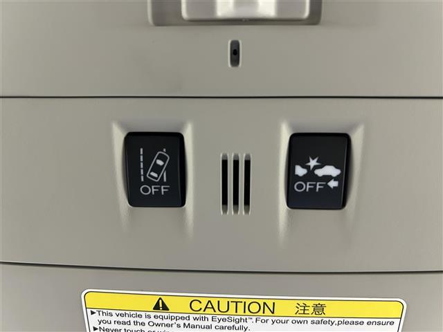 【プリクラッシュブレーキ】運転中に他のクルマとの衝突の危険をシステムが検知したとき、ブザーやブレーキが作動し、衝突被害軽減をサポートします！機能には限界があるためご注意ください。