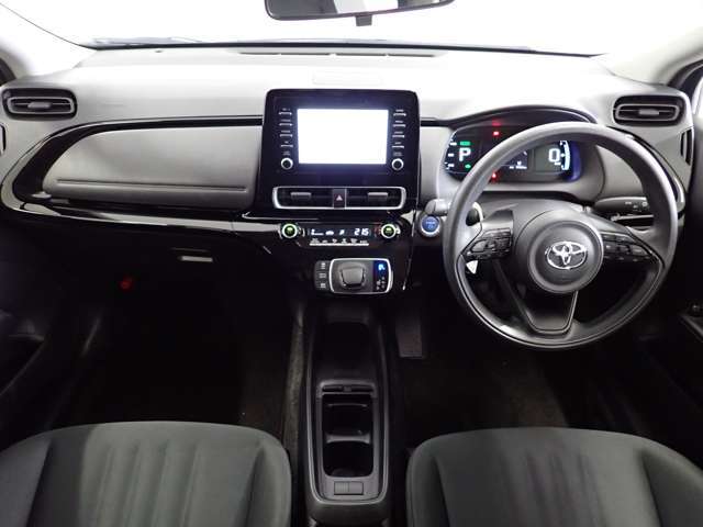 当店の禁煙車で扱っている車両はスタッフ2人以上で確認し、タバコの匂いが無いものと禁煙車として扱っています。(アレルギーや敏感な方は現車確認時にご確認下さい。)