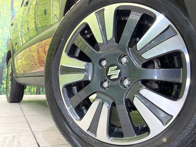 【純正16インチアルミホイール】外観にマッチした純正アルミホイールを装着しております。各種社外アルミホイールや、スタッドレスタイヤも取扱いしております。是非ご相談ください♪