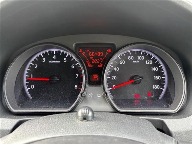 【スピードメーター】メーターがシンプルで見やすく運転しやすいですね！