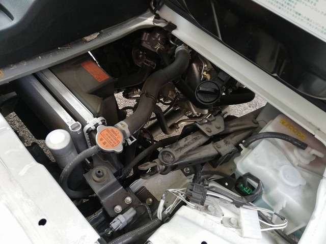 遠方でご来店の難しいお客様にも安心してお車をご購入していただけるよう、スタッフ一同最善の努力をさせていただいております。ご不明な点等ございましたら、お気軽にフリーダイヤルにてお問合わせ下さい