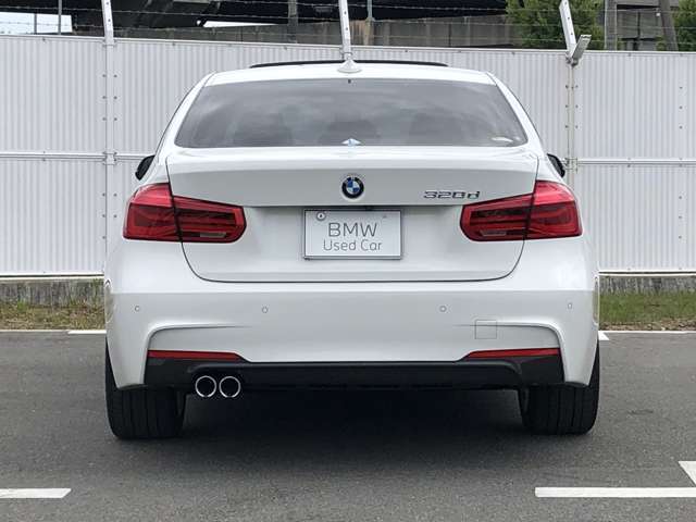 ご覧頂けましたら、ご満足頂ける車両です。リヤフィルム施工されております♪