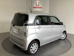 【Honda認定中古車 U-Select】　は3つの安心をお約束します。　1　Hondaのプロが整備した安心。 2　第三者機関がチェックした安心。　3　購入後もHondaが保証する安心。