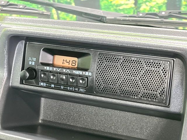 お好きな音楽を車内でお楽しみいただけます♪スピーカー交換・ウーハー追加などの音質向上や、最新ナビ・後席モニター等の取り付けも是非ご相談ください！