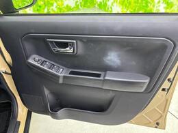 「この車の写真をもっと見たい」「状態が気になる」「この装備はついている？」どんな小さな疑問でもお気軽にお問い合わせください！