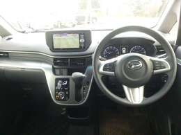 スポーテイなインパネまわり、ドライブが楽しくなります。