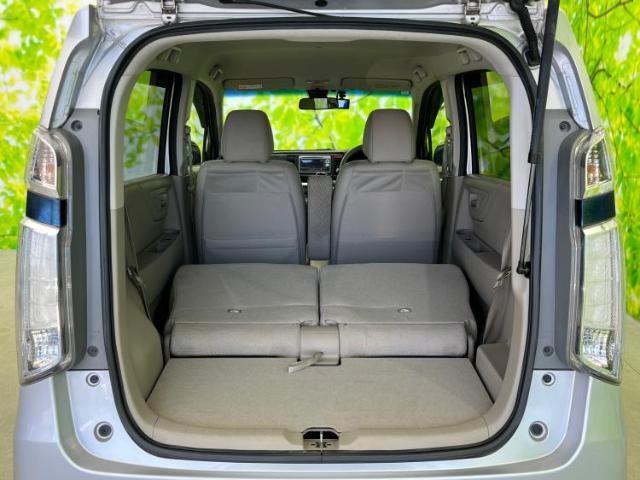 WECARS（ウィーカーズ）は全国250店舗展開！お客様が安心してカーライフをお楽しみいただけるよう社員一同心を込めてサポートいたします。