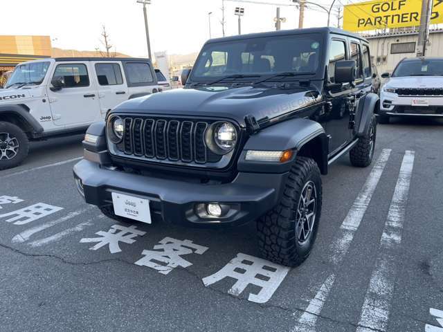 ジープ認定中古車専門店です。全国各地のお客様にお選びいただいております