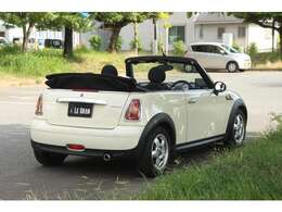 当社へ電車でのご来店の際は、JR東海道線『鴨宮駅・北口』または小田急線『富水駅・東口』までお迎えに行きますので、タクシーを使わずに是非ご来店前にお電話ください。