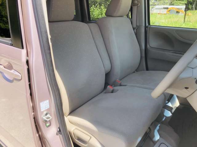 運転席の写真でございます。