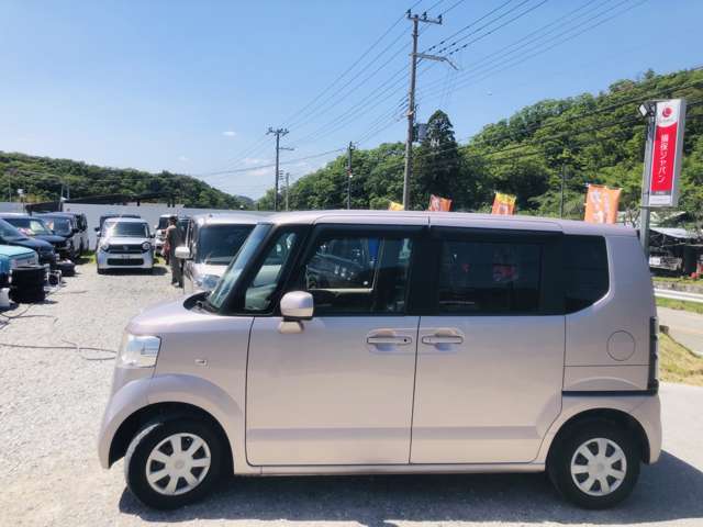 左側面の写真でございます。気になる箇所がございましたらお電話下さい！