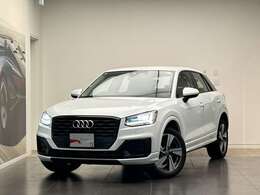アウディQ2 30 TFSI　ブラックスタイリング