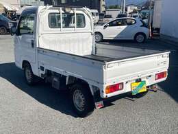 お客様の愛車をいつもバッチリの状態に保ち、なおかつ修理に関してはお客様の希望にどれだけ近づけるかをテーマとしています。満足いただける仕事をさせて頂きます。