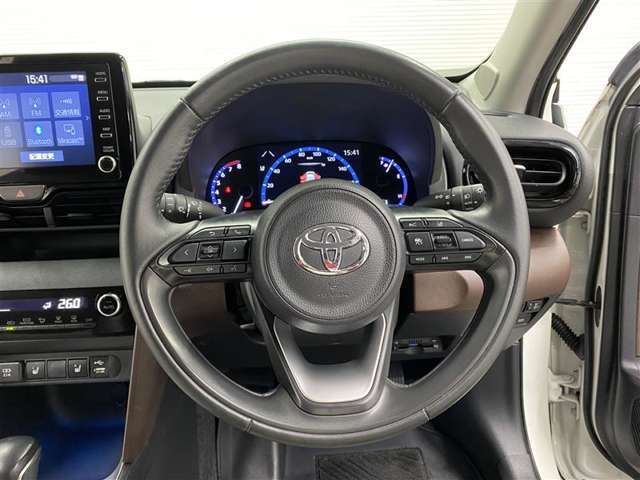 あっぱれU-CARスタジアムの自慢♪スタッフの笑顔が素敵です♪実際に来てご確認下さい(＾v＾)気持ちの良い接客で気持ちよく車両をご検討下さいませ