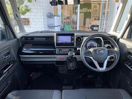 【インパネ全体】全方位で視界が広く、高い目線で運転もしやすいです！