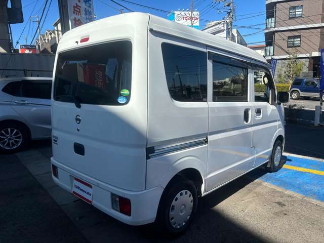 ☆禁煙車☆ディスプレイ型ラジオチューナー☆衝突軽減ブレーキ☆車線逸脱警報☆パーキングソナー☆オーバーヘッドシェルフ☆キーレスキー☆電格ミラー☆パワーウィンドウ