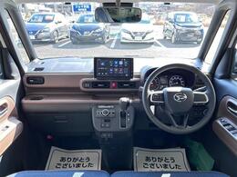 ムーヴキャンバスの届出済未使用車が入庫しました！広々とした室内空間と便利機能が備わった非常にオススメの一台です♪