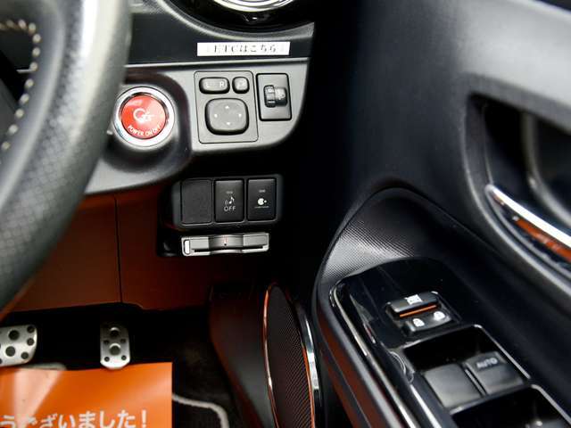 展示場に並んでいるお車は、何度も走行テストを繰り返し、問題のないお車だけを厳選して店頭にて展示販売しております。ご安心してお取り引き頂けます。