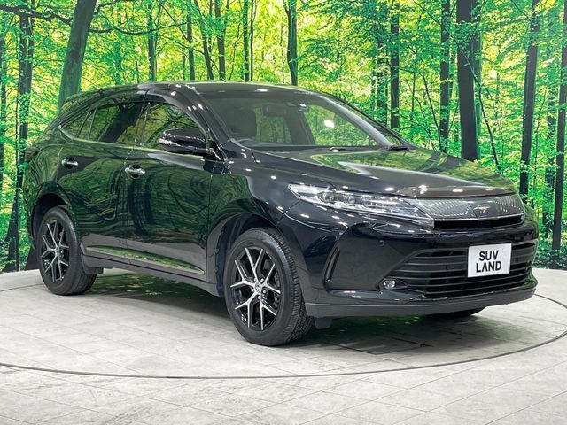 大好評のボディコーティング「弾スプラッシュコート」もご納車までに施工可能。通常のガラスコートと異なる、耐久年数6年の無機質ガラスコーティングが、ボディをキレイな状態に保ってくれます。