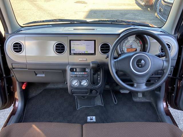 中古車販売　オーシャンデザイン白根店　（株）AOZORA COMPANY　新潟県新潟市南区下塩俵1454-1　定休日：月曜日　営業時間：10時～19時