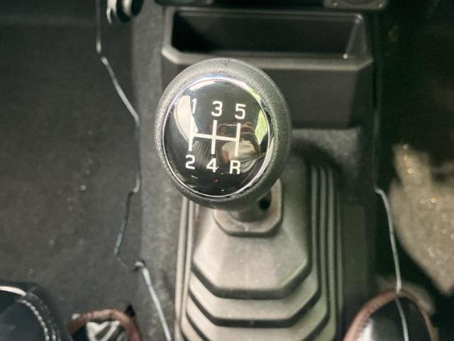 お車に合わせて無料保証以外にも、保証範囲、期間、距離を拡充させた有料保証もご用意しております！中古車の購入が初めてで不安・・・というお客様もご安心ください！